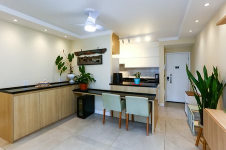 Apartamento à venda com 91m², 3 quartos e 2 vagas Apartamento à venda com 91m², 3 quartos e 2 vagasSala