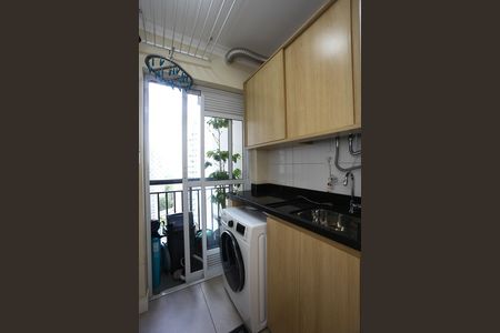 Apartamento à venda com 91m², 3 quartos e 2 vagas Apartamento à venda com 91m², 3 quartos e 2 vagasÁrea de Serviço