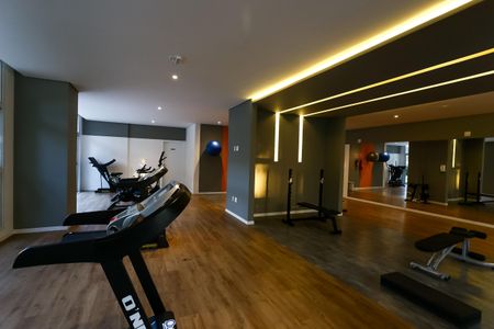 Apartamento à venda com 91m², 3 quartos e 2 vagas Apartamento à venda com 91m², 3 quartos e 2 vagasÁrea comum - Academia