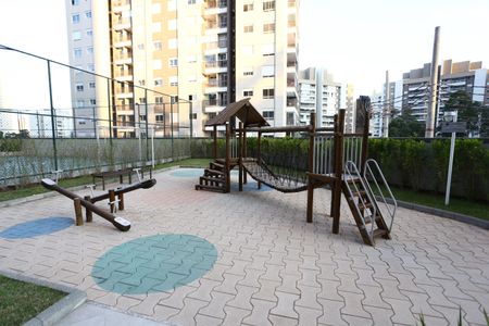 Apartamento à venda com 91m², 3 quartos e 2 vagas Apartamento à venda com 91m², 3 quartos e 2 vagasÁrea comum - Playground