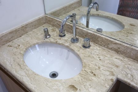 Apartamento à venda com 91m², 3 quartos e 2 vagas Apartamento à venda com 91m², 3 quartos e 2 vagasBanheiro da Suíte 2