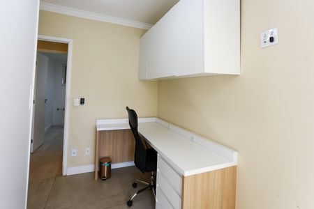 Apartamento à venda com 91m², 3 quartos e 2 vagas Apartamento à venda com 91m², 3 quartos e 2 vagasEscritório