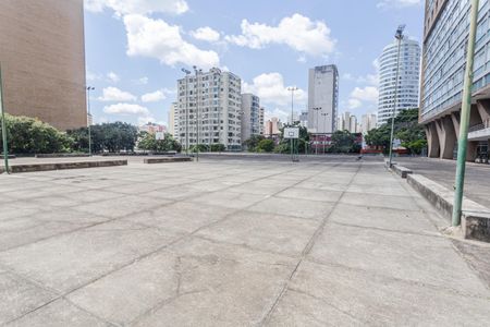 Studio para alugar com 28m², 1 quarto e sem vaga Studio para alugar com 28m², 1 quarto e sem vagaÁrea Comum - Quadra Esportiva 1
