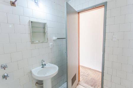 Banheiro Social de apartamento para alugar com 1 quarto, 28m² em Funcionários, Belo Horizonte