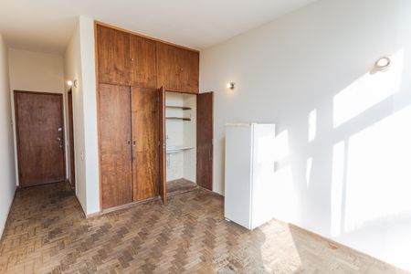 Apartamento para alugar com 28m², 1 quarto e sem vagaStudio