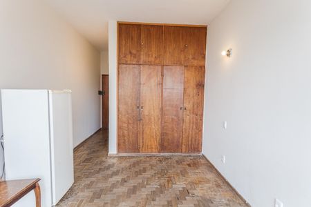 Studio para alugar com 28m², 1 quarto e sem vaga Studio para alugar com 28m², 1 quarto e sem vagaSala/Quarto