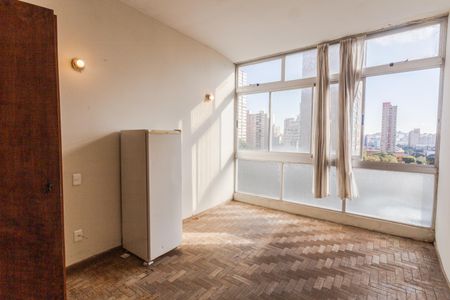 Sala/Quarto de apartamento para alugar com 1 quarto, 28m² em Funcionários, Belo Horizonte
