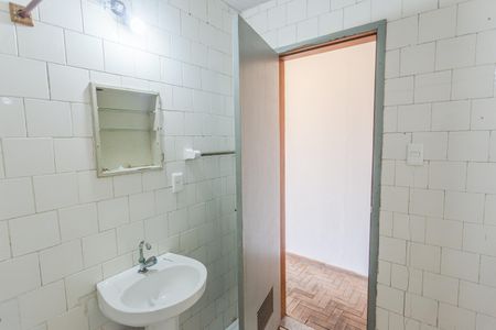 Studio para alugar com 28m², 1 quarto e sem vaga Studio para alugar com 28m², 1 quarto e sem vagaBanheiro Social