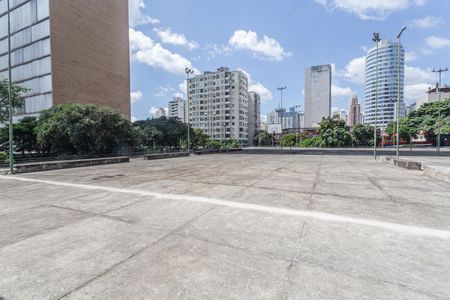 Studio para alugar com 28m², 1 quarto e sem vaga Studio para alugar com 28m², 1 quarto e sem vagaÁrea Comum - Quadra Esportiva 2