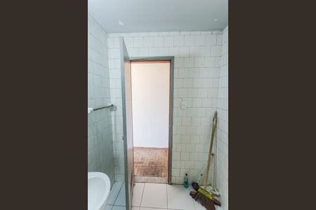 Studio para alugar com 28m², 1 quarto e sem vaga Studio para alugar com 28m², 1 quarto e sem vagaBanheiro Social