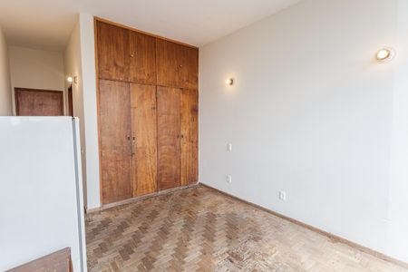 Studio para alugar com 28m², 1 quarto e sem vaga Studio para alugar com 28m², 1 quarto e sem vagaSala/Quarto