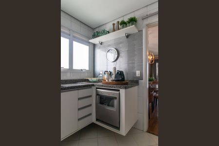 Apartamento para alugar com 155m², 3 quartos e 2 vagas Apartamento para alugar com 155m², 3 quartos e 2 vagasCozinha