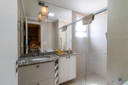 Apartamento para alugar com 155m², 3 quartos e 2 vagas Apartamento para alugar com 155m², 3 quartos e 2 vagasBanheiro da Suíte 3