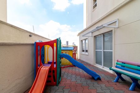 Apartamento para alugar com 155m², 3 quartos e 2 vagas Apartamento para alugar com 155m², 3 quartos e 2 vagasÁrea comum - Playground
