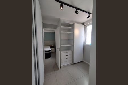 Apartamento à venda com 76m², 2 quartos e 2 vagasCloset da suíte
