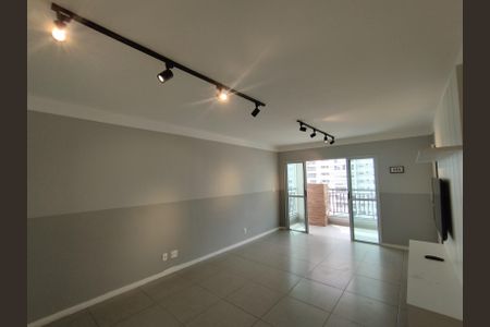 Apartamento à venda com 76m², 2 quartos e 2 vagasSala