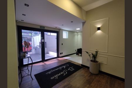 Apartamento à venda com 76m², 2 quartos e 2 vagasHall de entrada