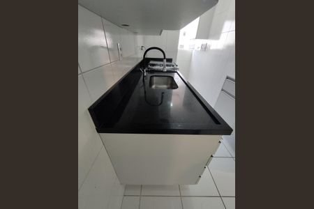 Apartamento à venda com 76m², 2 quartos e 2 vagasCozinha 