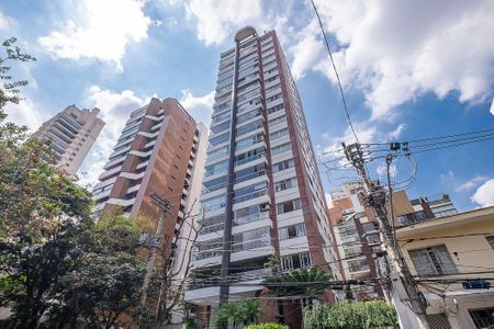Apartamento para alugar com 258m², 4 quartos e 4 vagas Apartamento para alugar com 258m², 4 quartos e 4 vagasFachada