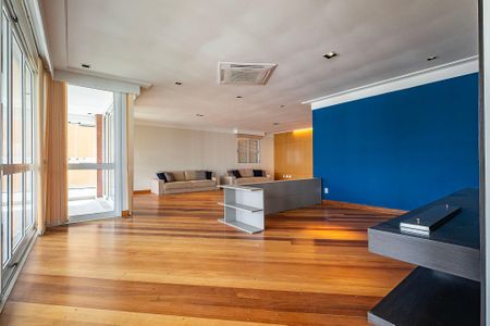 Apartamento para alugar com 258m², 4 quartos e 4 vagas Apartamento para alugar com 258m², 4 quartos e 4 vagasSala