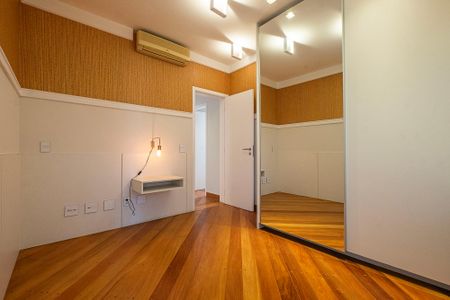 Apartamento para alugar com 258m², 4 quartos e 4 vagas Apartamento para alugar com 258m², 4 quartos e 4 vagasSuíte 2