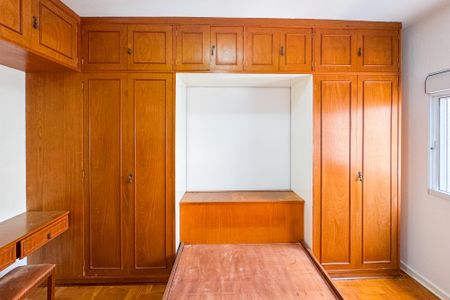 Apartamento à venda com 67m², 2 quartos e 2 vagasQuarto 2