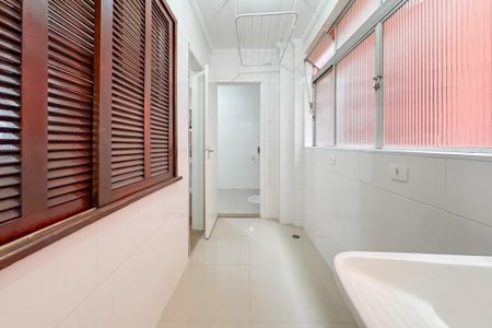 Apartamento à venda com 67m², 2 quartos e 2 vagasÁrea de Serviço