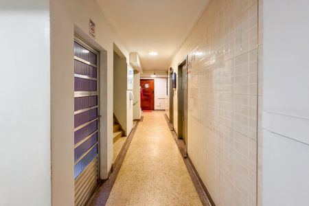 Apartamento à venda com 67m², 2 quartos e 2 vagasHall de entrada