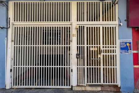 Apartamento à venda com 67m², 2 quartos e 2 vagasFachada + Plaquinha