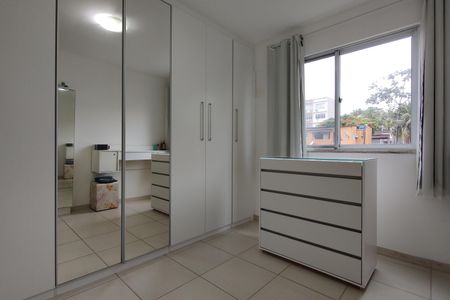 Apartamento à venda com 78m², 3 quartos e 1 vagaQuarto 2 - Armários
