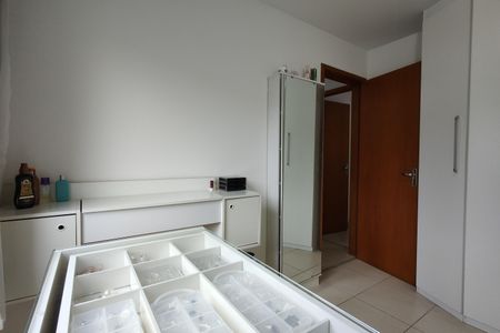 Apartamento à venda com 78m², 3 quartos e 1 vagaQuarto 2 - Armários