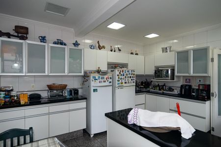 Apartamento à venda com 268m², 3 quartos e 2 vagasCozinha