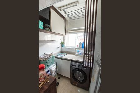 Apartamento à venda com 82m², 3 quartos e 1 vagaÁrea de serviço