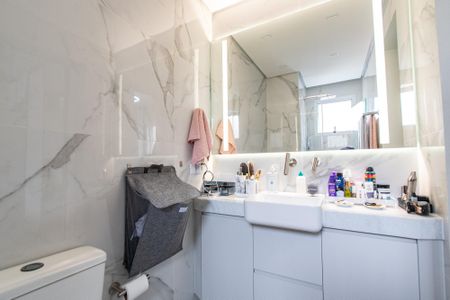 Apartamento à venda com 82m², 3 quartos e 1 vagaBanheiro da suíte