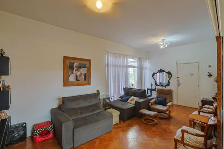 Apartamento à venda com 120m², 3 quartos e 1 vaga Apartamento à venda com 120m², 3 quartos e 1 vagaSala