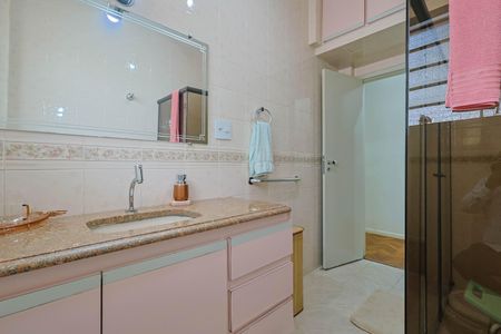 Apartamento à venda com 120m², 3 quartos e 1 vaga Apartamento à venda com 120m², 3 quartos e 1 vagaBanheiro