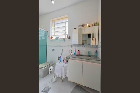 Apartamento à venda com 120m², 3 quartos e 1 vaga Apartamento à venda com 120m², 3 quartos e 1 vagaBanheiro da Suíte