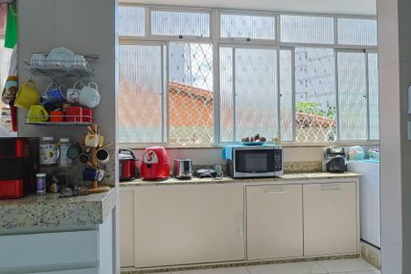 Apartamento à venda com 120m², 3 quartos e 1 vaga Apartamento à venda com 120m², 3 quartos e 1 vagaCozinha e Área de Serviço