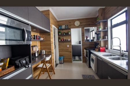 Apartamento para alugar com 189m², 3 quartos e 2 vagasCozinha e Área de Serviço