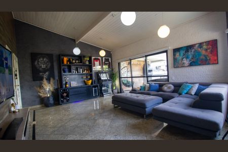 Apartamento para alugar com 189m², 3 quartos e 2 vagasSala