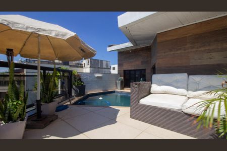 Apartamento para alugar com 189m², 3 quartos e 2 vagasVaranda