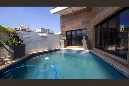 Apartamento para alugar com 189m², 3 quartos e 2 vagasVaranda