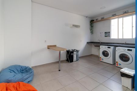 Apartamento à venda com 41m², 2 quartos e 1 vagaÁrea comum - Lavanderia