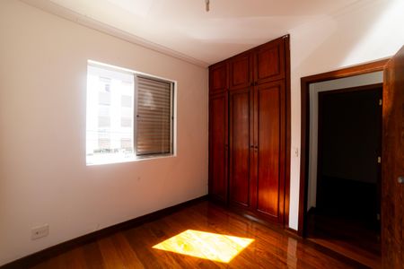 Apartamento à venda com 80m², 3 quartos e 2 vagasSuíte