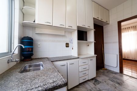 Apartamento à venda com 80m², 3 quartos e 2 vagasCozinha