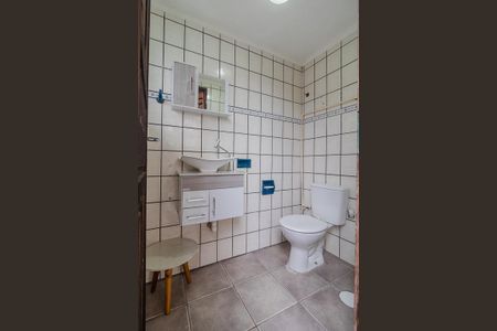 Casa à venda com 255m², 4 quartos e 3 vagasBanheiro 2