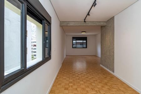 Apartamento à venda com 221m², 3 quartos e 2 vagas Apartamento à venda com 221m², 3 quartos e 2 vagasFoto 01