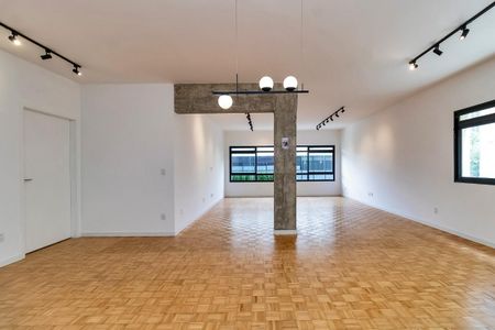 Apartamento à venda com 221m², 3 quartos e 2 vagas Apartamento à venda com 221m², 3 quartos e 2 vagasFoto 01