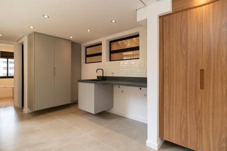 Apartamento à venda com 221m², 3 quartos e 2 vagas Apartamento à venda com 221m², 3 quartos e 2 vagasFoto 01