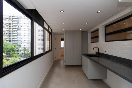 Apartamento à venda com 221m², 3 quartos e 2 vagas Apartamento à venda com 221m², 3 quartos e 2 vagasFoto 01